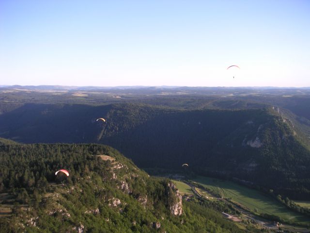 images 020.jpg
